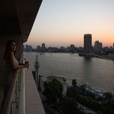 Kempinski Nile Hotel, Кайро Екстериор снимка View of the Nile from the Four Seasons Hotel