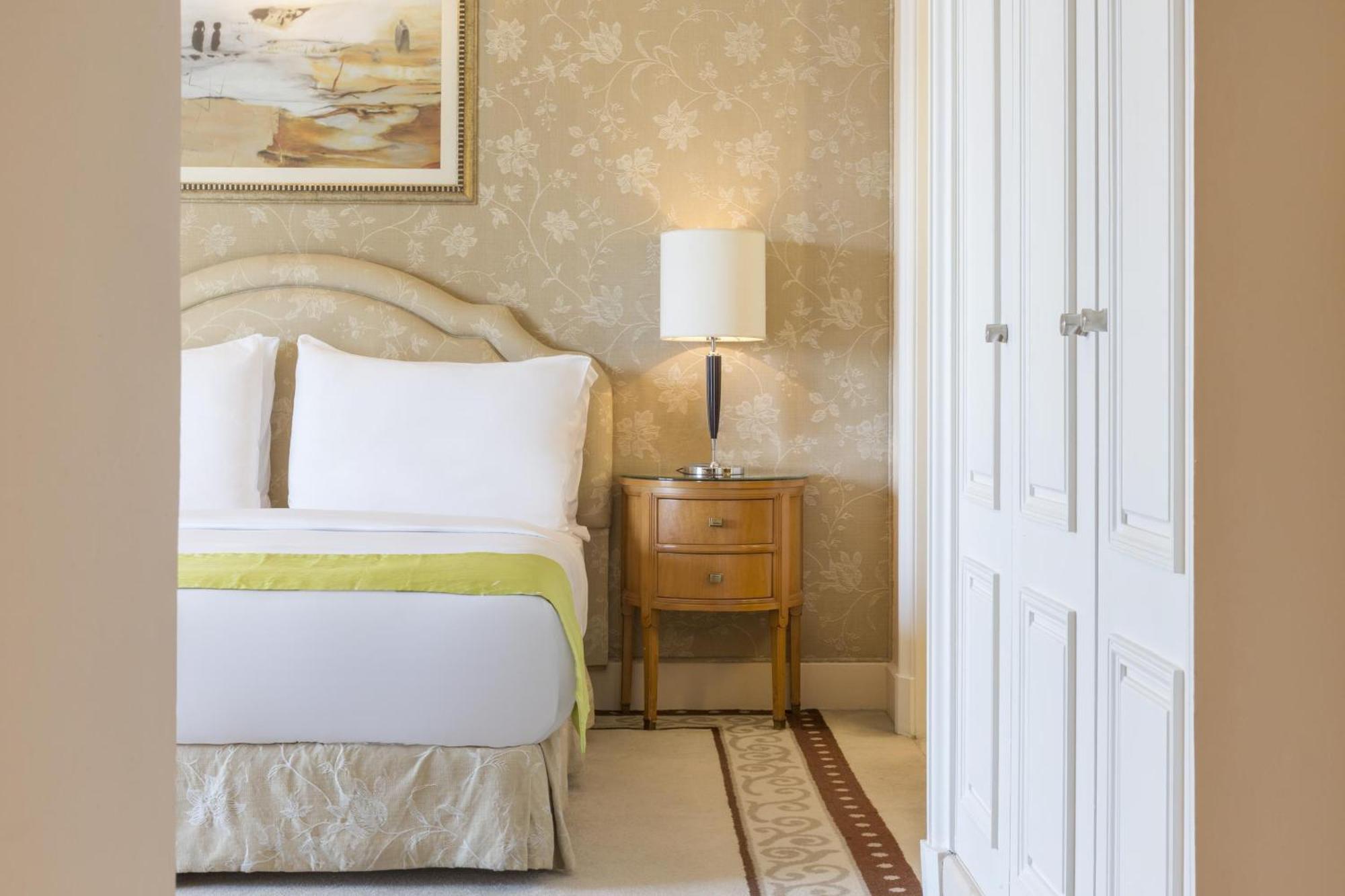 Kempinski Nile Hotel, Кайро Екстериор снимка